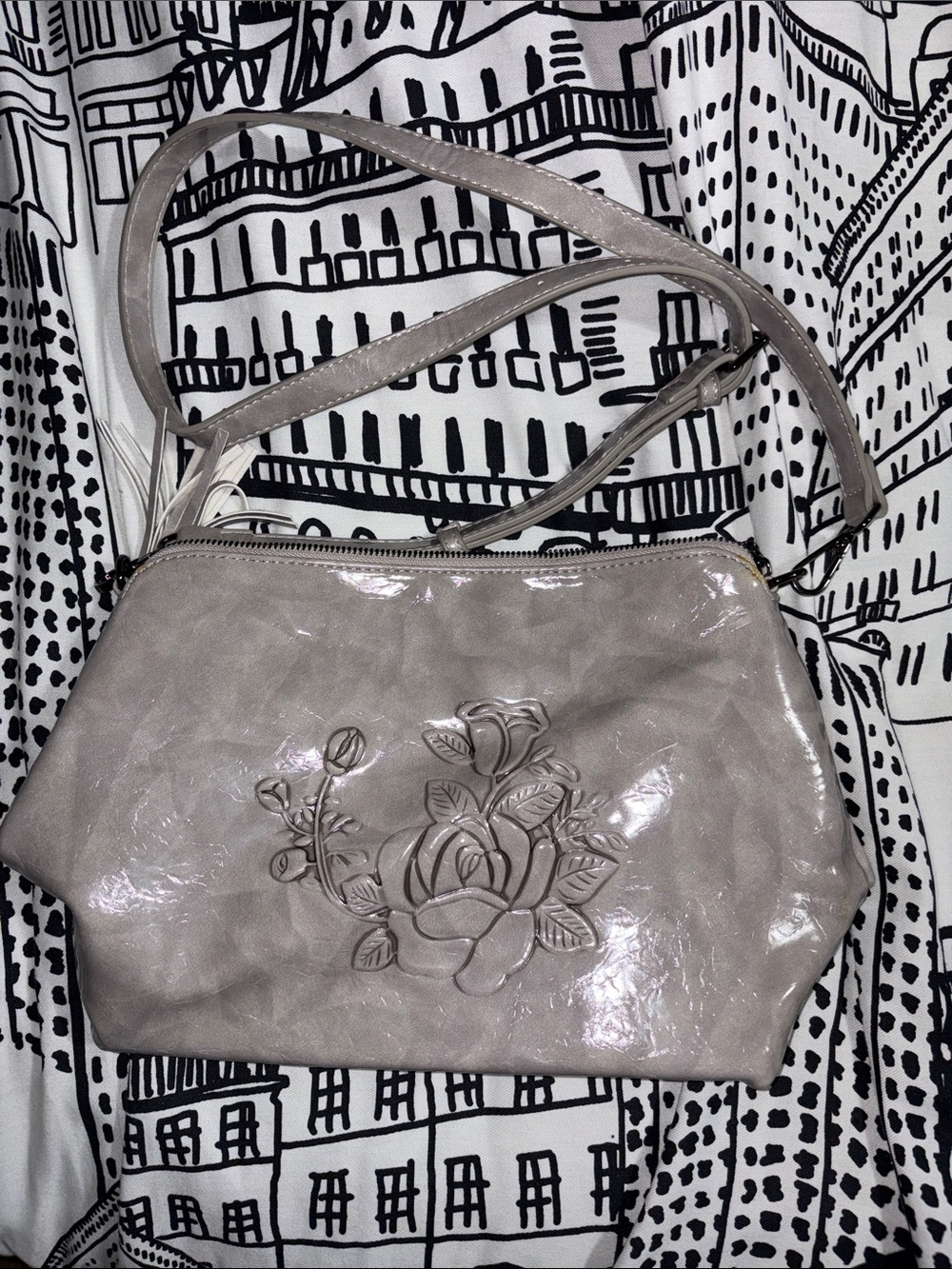 Women's Floral Embossed Shoulder Bag - Light Gray